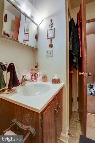 2-10 MEADOW VIEW DR, Leola, PA 17540