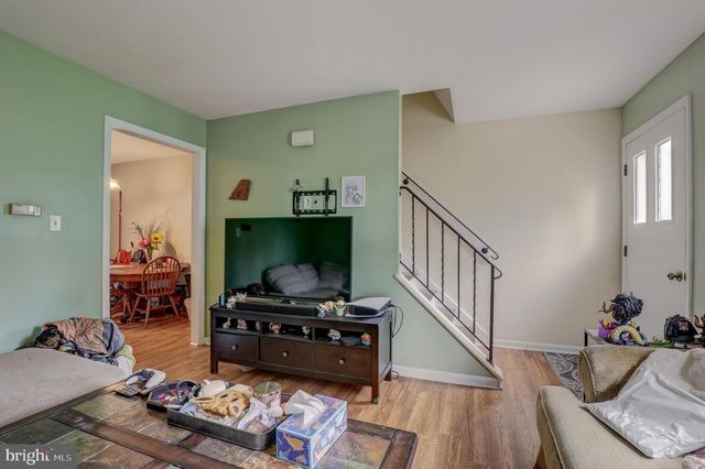 2-10 MEADOW VIEW DR, Leola, PA 17540