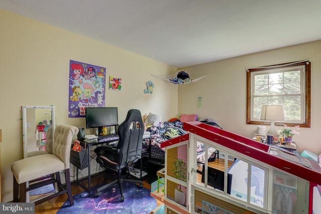 2-10 MEADOW VIEW DR, Leola, PA 17540
