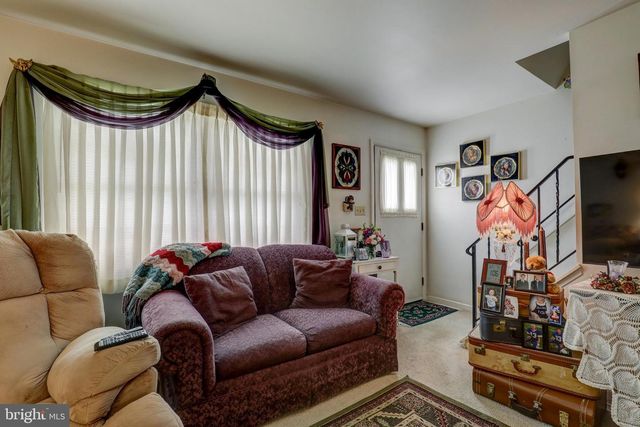 2-10 MEADOW VIEW DR, Leola, PA 17540
