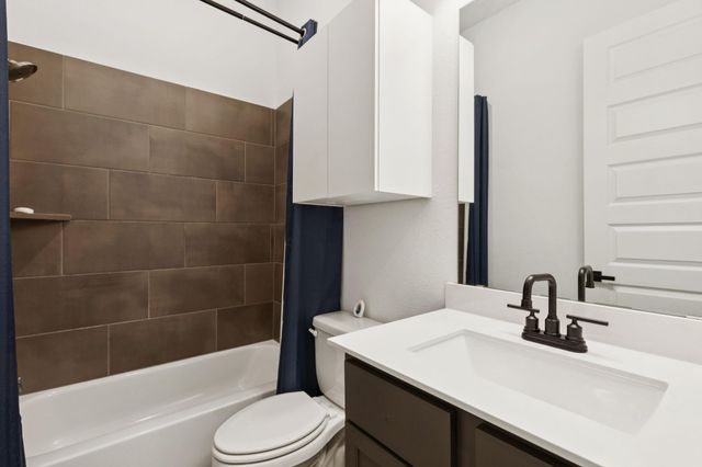 5014 Mulberry Shrubs Lane, Manvel, TX 77578