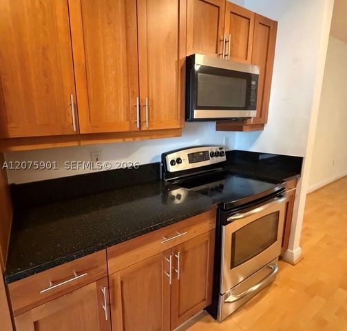 332 SW 14th Ave 332, Fort Lauderdale, FL 33312
