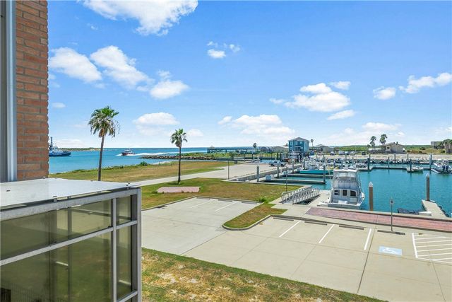 631 Channel View Dr 108, Port Aransas, TX 78373