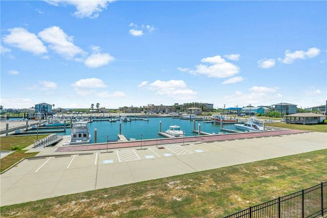 631 Channel View Dr 108, Port Aransas, TX 78373