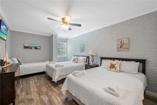 631 Channel View Dr 108, Port Aransas, TX 78373