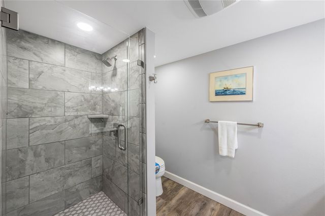 631 Channel View Dr 108, Port Aransas, TX 78373