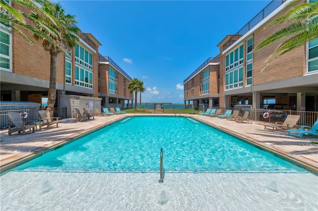 631 Channel View Dr 108, Port Aransas, TX 78373