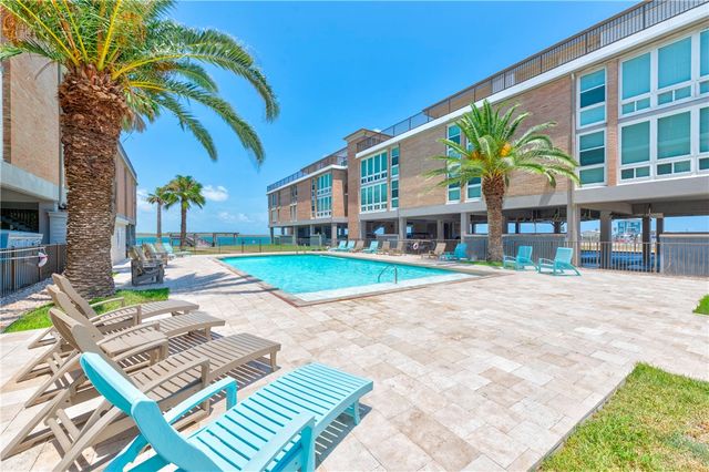 631 Channel View Dr 108, Port Aransas, TX 78373