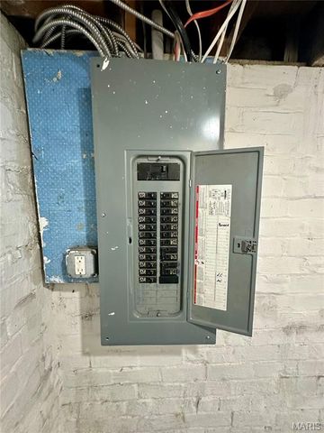 8201 Church Road, St Louis, MO 63147