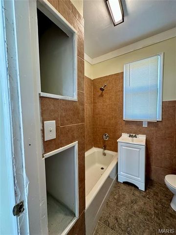 8201 Church Road, St Louis, MO 63147