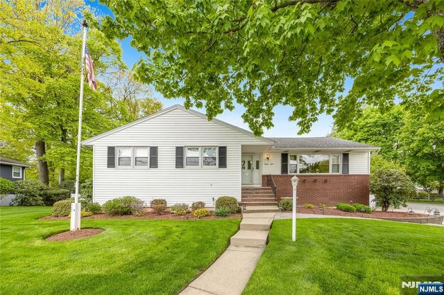 88 Ross Avenue, Emerson, NJ 07630