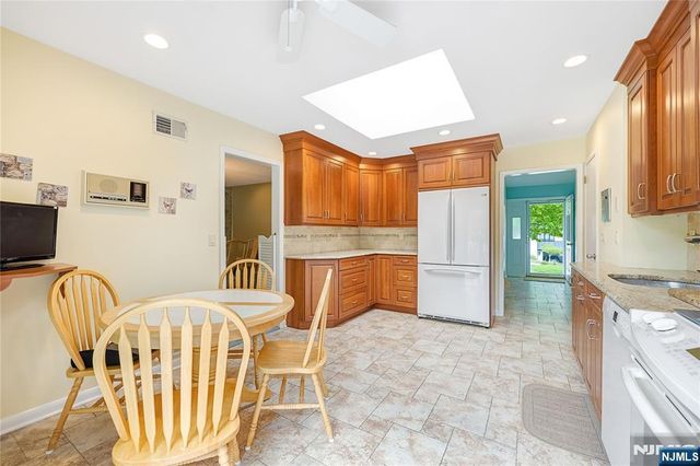 88 Ross Avenue, Emerson, NJ 07630
