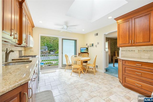 88 Ross Avenue, Emerson, NJ 07630