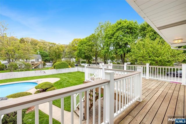 88 Ross Avenue, Emerson, NJ 07630