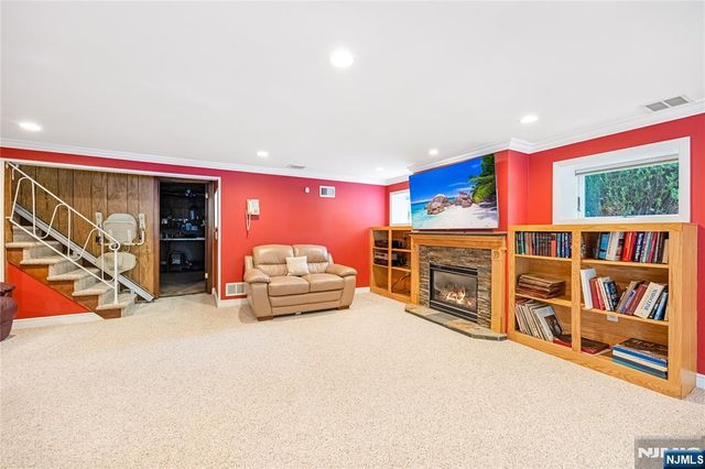 88 Ross Avenue, Emerson, NJ 07630