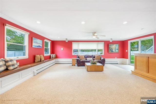 88 Ross Avenue, Emerson, NJ 07630