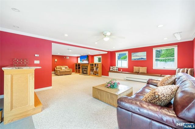 88 Ross Avenue, Emerson, NJ 07630