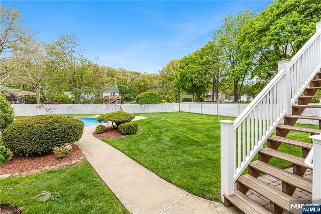 88 Ross Avenue, Emerson, NJ 07630