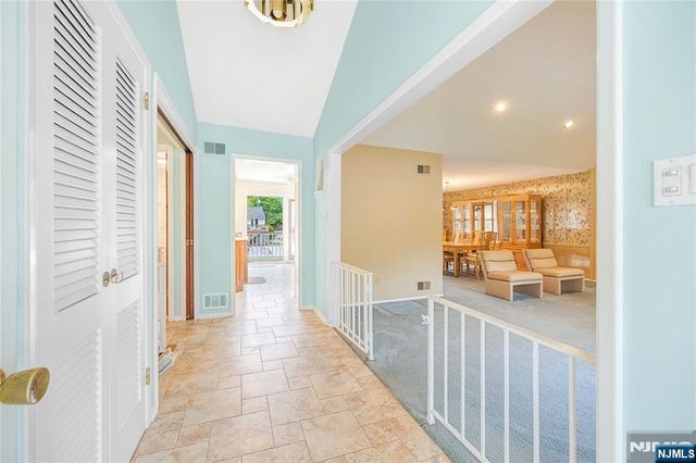 88 Ross Avenue, Emerson, NJ 07630
