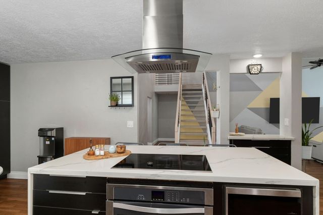 7615 Pine Hollow Drive, Humble, TX 77396