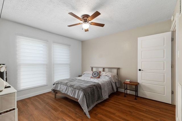 7615 Pine Hollow Drive, Humble, TX 77396