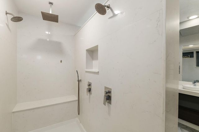 7615 Pine Hollow Drive, Humble, TX 77396