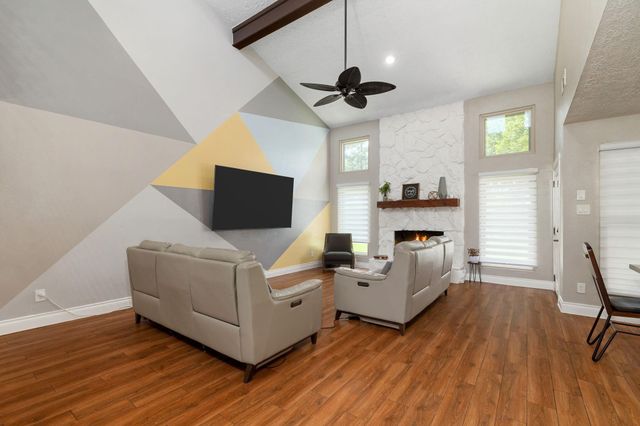 7615 Pine Hollow Drive, Humble, TX 77396