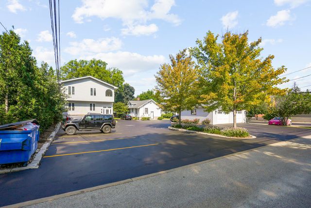 610 N Washington Street 2-1, Naperville, IL 60563