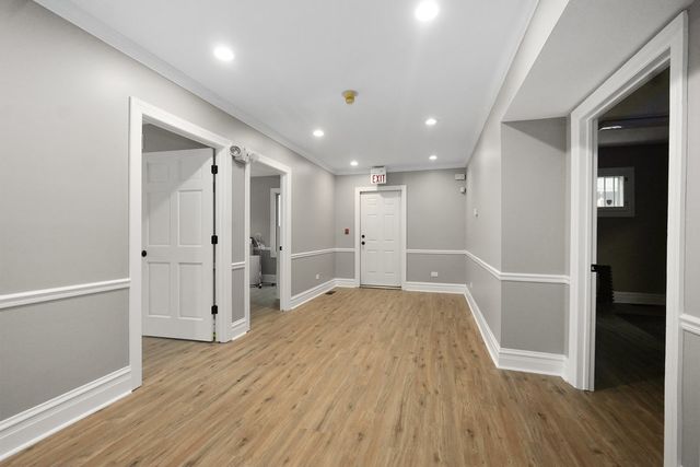 610 N Washington Street 2-1, Naperville, IL 60563