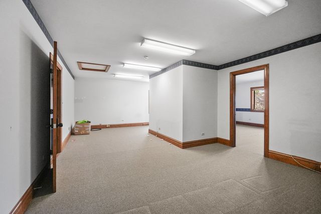 610 N Washington Street 2-1, Naperville, IL 60563