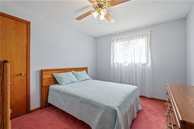 218 Brand Ave, Imperial, PA 15126