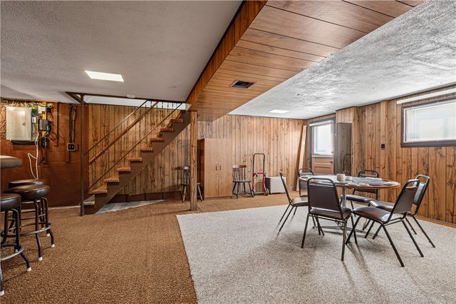 218 Brand Ave, Imperial, PA 15126
