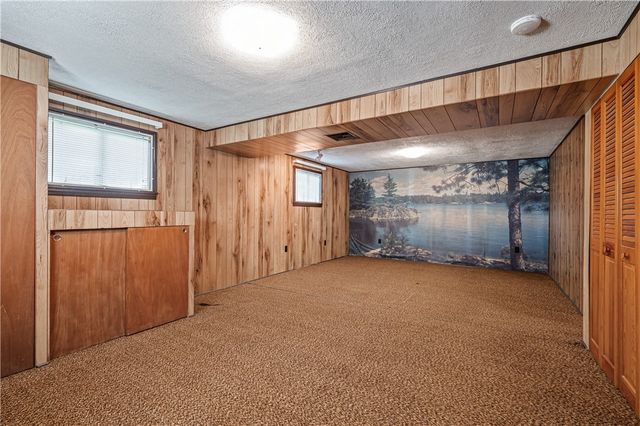 218 Brand Ave, Imperial, PA 15126