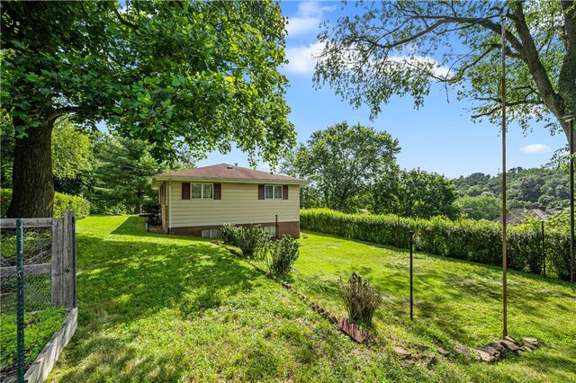 218 Brand Ave, Imperial, PA 15126