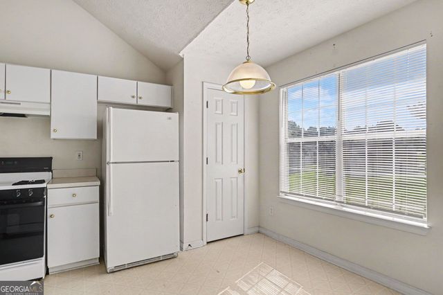 11050 Pebble Brook Court, Hampton, GA 30228