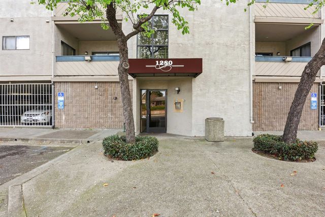 1280 Stanhope Ln 246, Hayward, CA 94545