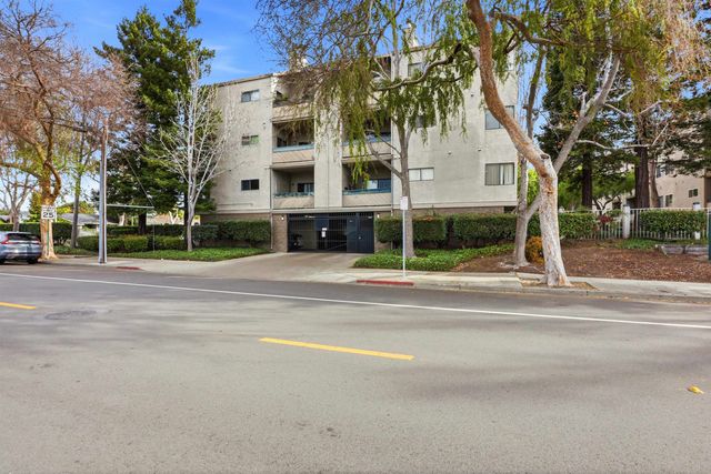 1280 Stanhope Ln 246, Hayward, CA 94545