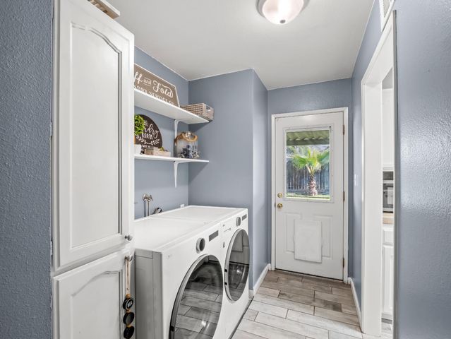 294 N Stanford Avenue, Fresno, CA 93727