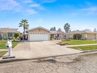 294 N Stanford Avenue, Fresno, CA 93727