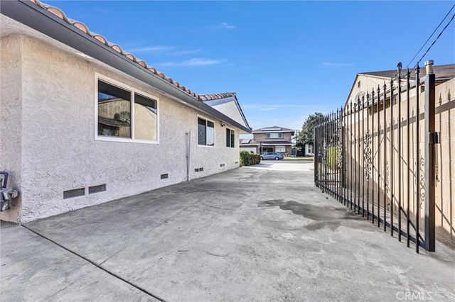 1716 N Grandee Avenue, Compton, CA 90222