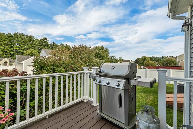 16 Amy Way, Concord, NH 03303