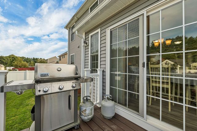 16 Amy Way, Concord, NH 03303