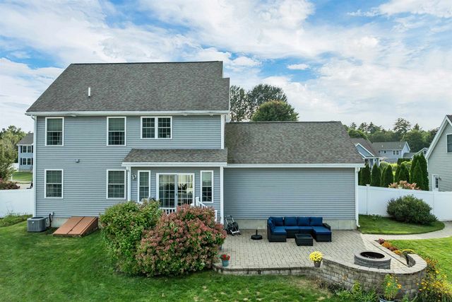 16 Amy Way, Concord, NH 03303