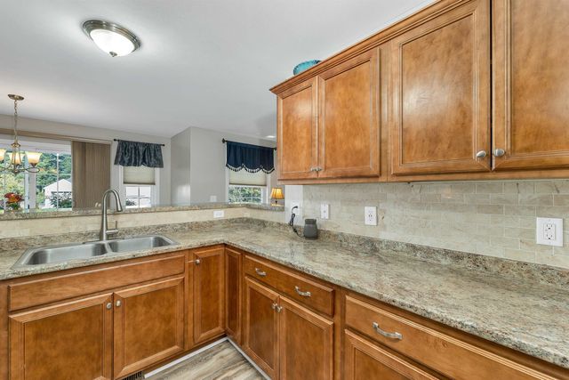 16 Amy Way, Concord, NH 03303