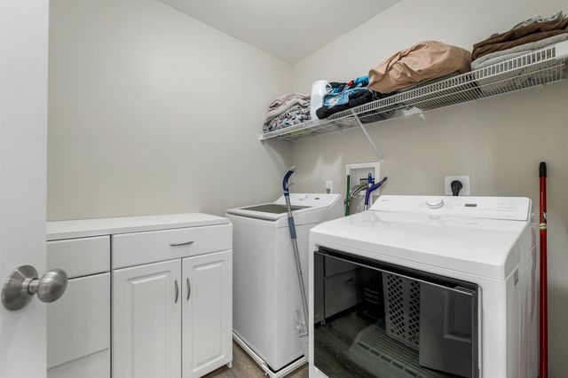16 Amy Way, Concord, NH 03303