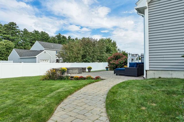 16 Amy Way, Concord, NH 03303