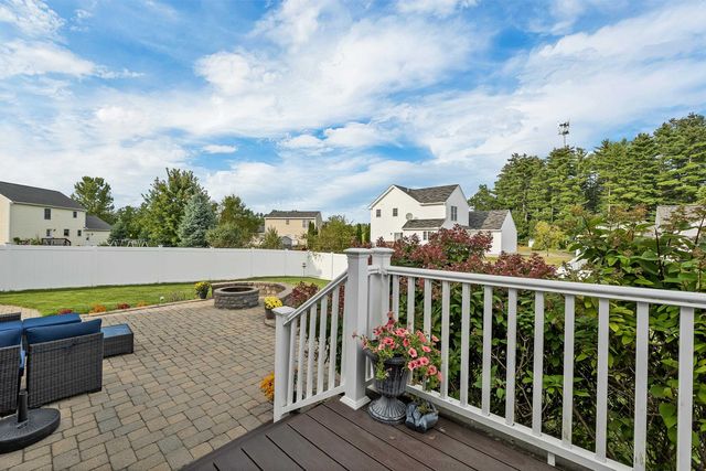 16 Amy Way, Concord, NH 03303