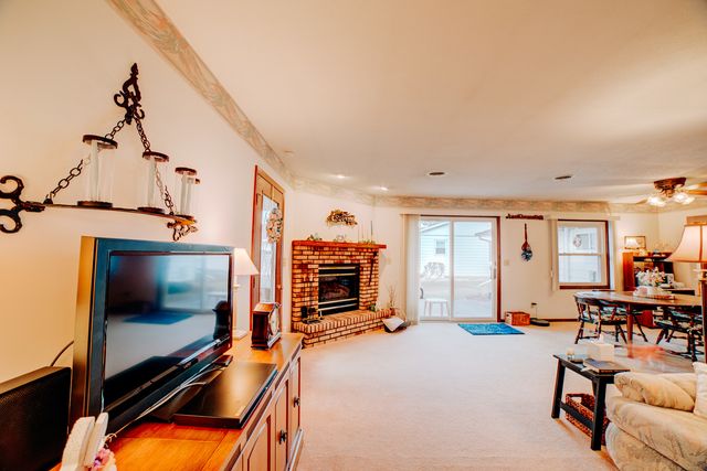 617 E Grant Street, Watseka, IL 60970