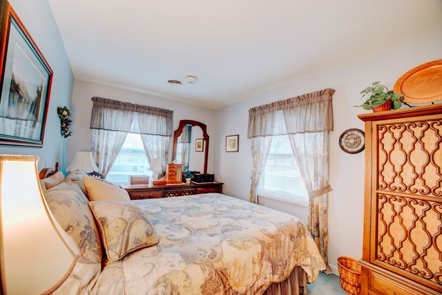 617 E Grant Street, Watseka, IL 60970