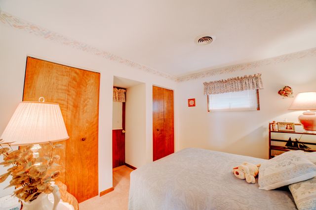 617 E Grant Street, Watseka, IL 60970